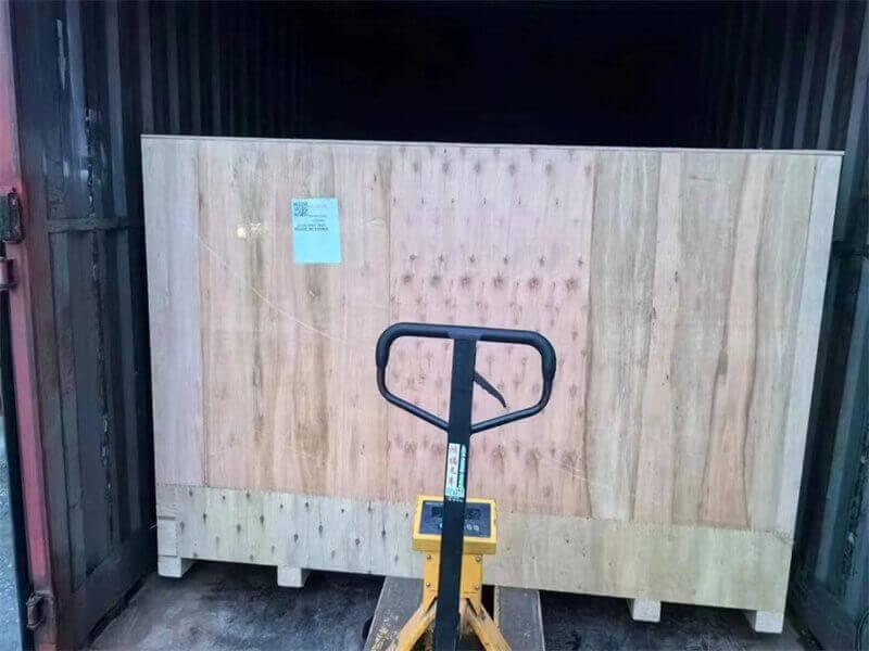 Soundproof Isolation Booth