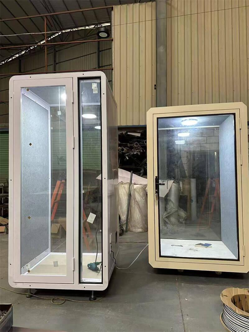 Soundproof Pods for Offices